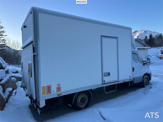 Iveco Daily box truck w/ lift and 2 sets of tires – Will Daily box truck w/ lift and 2 sets of tires – Will 2017 2 image 86