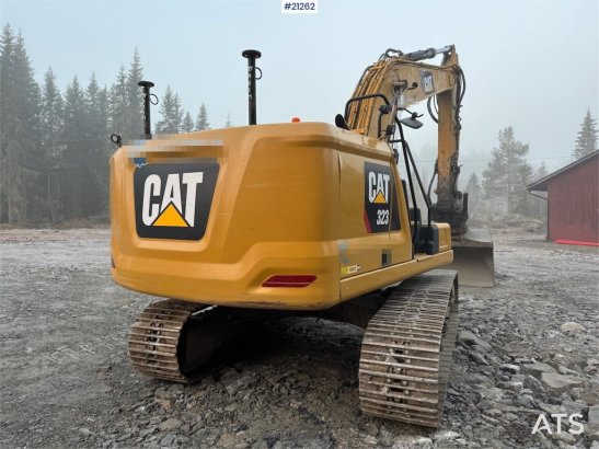 CAT 323-07 w/rotor tilt, cleaning drawer and tooth buc 36 2018 2 Crawler Excavators image 14