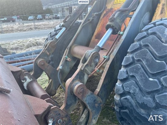 Volvo L90 Wheel Loader w/ Bucket L90 Wheel Loader w/ Bucket 1987 2 Wheel Loaders image 41