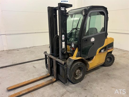 CAT DP30N DP30N 2005 2 Forklift image 41