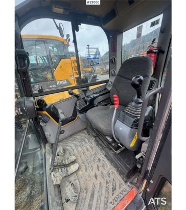 Volvo ECR88D tracked excavator with tilt and bucket. Onl ECR88D tracked excavator with tilt and bucket. Onl 2022 2 Crawler...