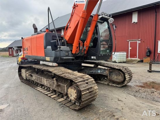 Hitachi ZX210LC-5B crawler excavator w/ tilt bucket – new ZX210LC-5B crawler excavator w/ tilt bucket – new 2013 2 Crawler...