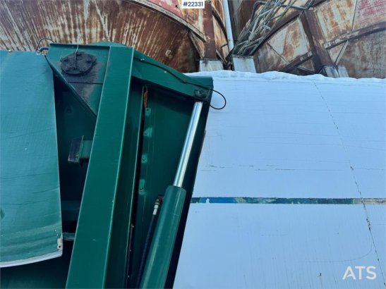 Scania P114 380 refuse compactor truck with front loader P114 380 refuse compactor truck with front loader 2004 2 image 116