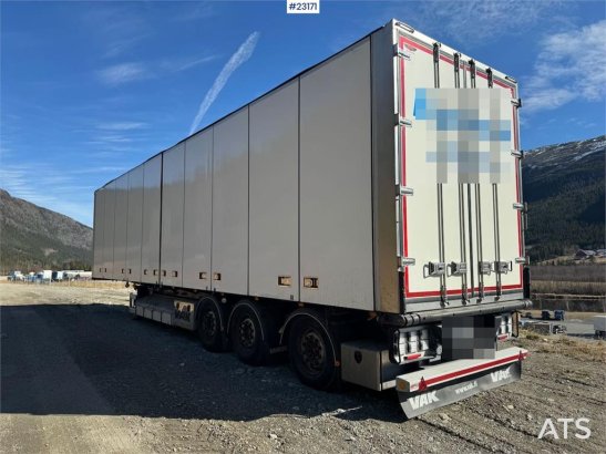 VAK Skapsemi Box Semi-Trailer with full side opening a Vak Skapsemi Box Semi-Trailer with full side opening a 2022 2 Refri...