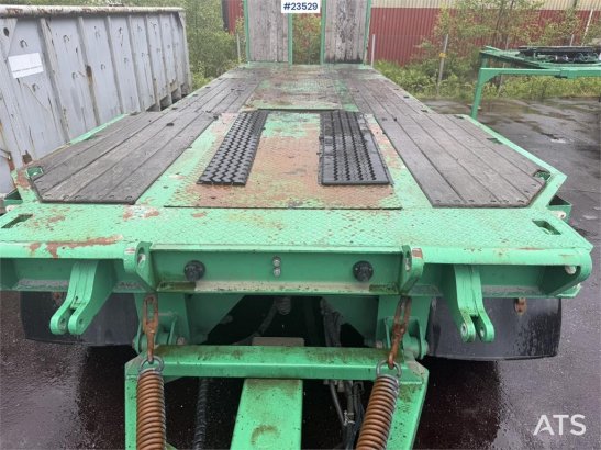 Istrail 3 akslet machine trailer with hydraulic ramps Istrail 3 akslet machine trailer with hydraulic ramps 2010 2 Lowload...