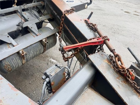 Maur Triple-Axle Trailer – Needs Repair Maur Triple-Axle Trailer – Needs Repair 2007 2 image 11