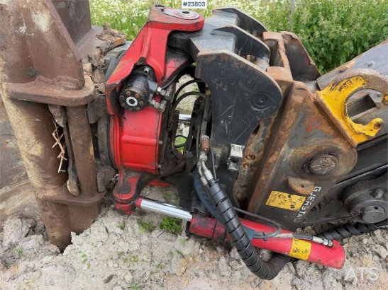 Volvo ECR305CL excavator w/ GPS, sanding bucket and roto ECR305CL excavator w/ GPS, sanding bucket and roto 2012 2 Crawler...