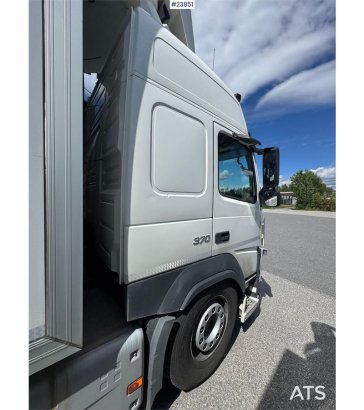 Volvo FM370 6x2 Box Truck – Full Side Opening – Refriger FM370 6x2 Box Truck – Full Side Opening – Refriger 2018 2 image 11