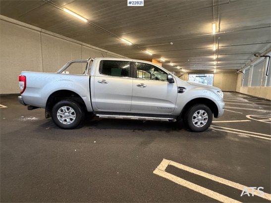 Ford Ranger Limited Double Cab Pickup 4x4 Ranger Limited Double Cab Pickup 4x4 2019 2 Small Vans image 11