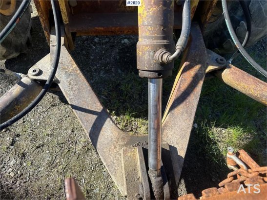 Nordverk 130 HVT grader w/ extra tires on rim. WATCH VIDEO. Nordverk 130 HVT grader w/ extra tires on rim. WATCH VIDEO. 19...
