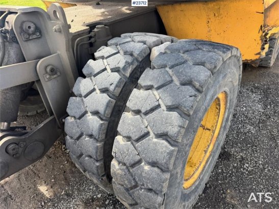 Volvo EW160B Wheeled Excavator with Rototilt and 2 Bucke EW160B Wheeled Excavator with Rototilt and 2 Bucke 2004 2 Wheeled...