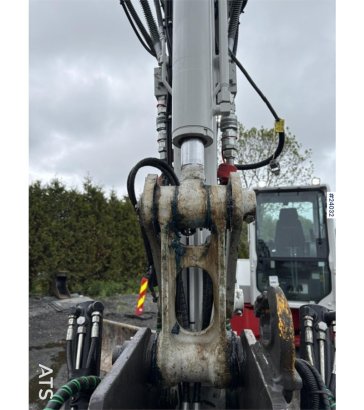 Takeuchi TB280FR excavator with grading bucket and rototilt TB280FR excavator with grading bucket and rototilt 2023 2 Craw...