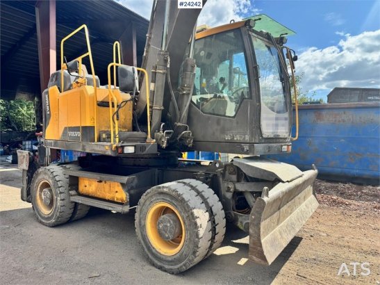 Volvo EW160E Wheeled Excavator w/ Elevating Cab and Grap EW160E Wheeled Excavator w/ Elevating Cab and Grap 2015 2 Wheeled...