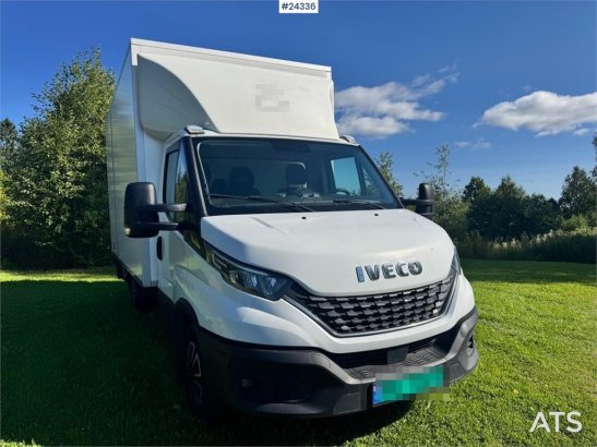 Iveco 35S16 8-Pallet Box Truck with 2 Sets of Tyres 35S16 8-Pallet Box Truck with 2 Sets of Tyres 2022 2 Small Vans image 11