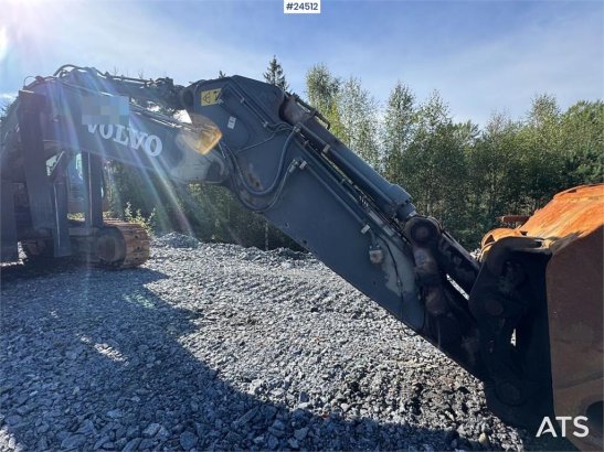 Volvo EC700C Tracked Excavator – Digging Bucket and Soos EC700C Tracked Excavator – Digging Bucket and Soos 2012 2 Crawler...