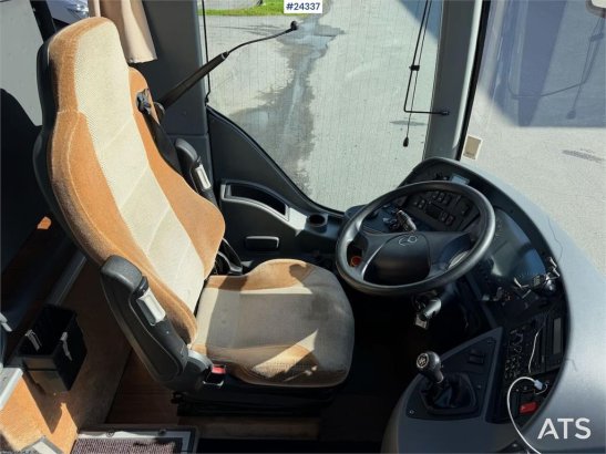 Mercedes-Benz Tourismo 4x2 bus w/ 48+1+1 seats - New clutch. WAT Mercedes-Benz Tourismo 4x2 bus w/ 48+1+1 seats - New clut...