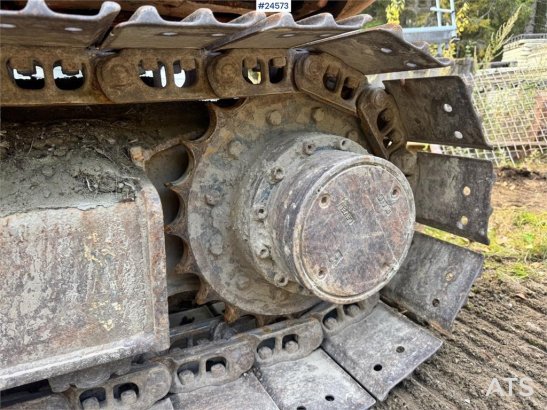 Hitachi ZX70 Excavator with Tiltrotator and 3 Buckets – On ZX70 Excavator with Tiltrotator and 3 Buckets – On 2004 2 Crawl...