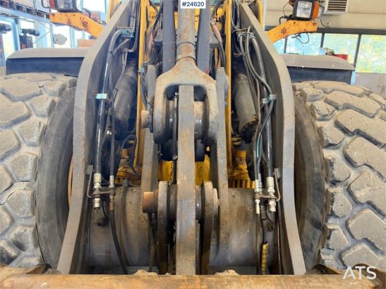 Volvo L110E Wheel Loader WATCH VIDEO L110E Wheel Loader WATCH VIDEO 2003 2 Wheel Loaders image 26
