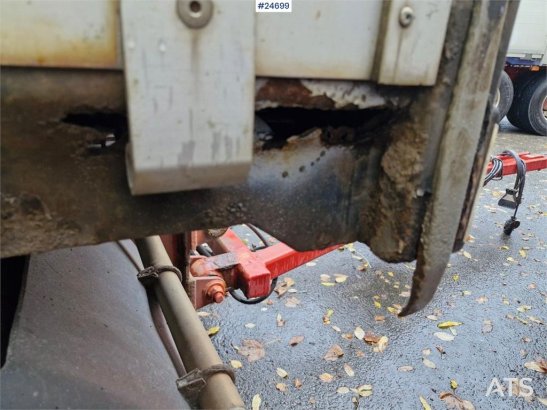 Tyllis 2 akslet Flatbed trailer – repair project with fol Tyllis 2 akslet Flatbed trailer – repair project with fol 2004 2...