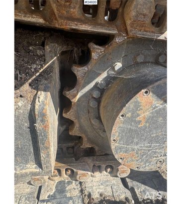 Volvo ECR145EL Tracked excavator with rail wheels – 4,30 ECR145EL Tracked excavator with rail wheels – 4,30 2015 2 Crawler...