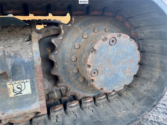 Kobelco SK75SR-3E crawler excavator with rototilt, 4 bucke SK75SR-3E crawler excavator with rototilt, 4 bucke 2018 2 Crawl...