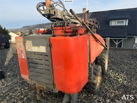 Sandvik Commando DC125R drill rig Commando DC125R drill rig 2013 2 image 9