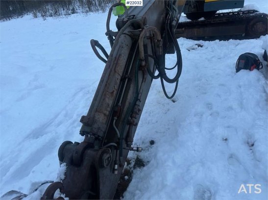 Åkerman EC200 excavator with 2 buckets. SEE VIDEO. EC200 excavator with 2 buckets. SEE VIDEO. 1996 2 Crawler Excavators im...