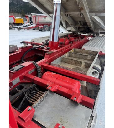 Scania R730 6x4 snow plow–equipped tipper truck with unde R730 6x4 snow plow–equipped tipper truck with unde 2016 2 Tipper...
