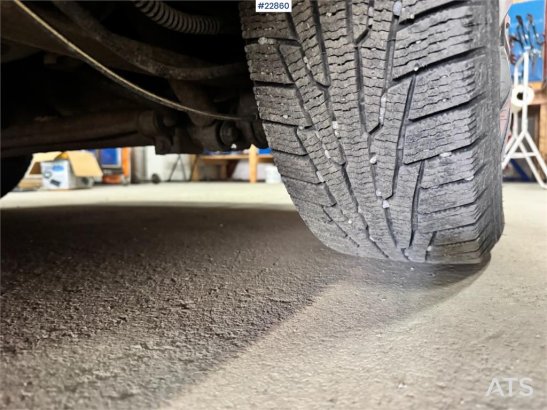 Volkswagen Caddy TDI Van – 2 sets of tires Volkswagen Caddy TDI Van – 2 sets of tires 2014 2 Small Vans image 12
