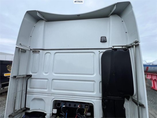DAF XF 530 6x2 Truck. WATCH VIDEO XF 530 6x2 Truck. WATCH VIDEO 2018 2 Tractor Units image 57
