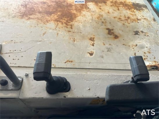 Atlas Copco Diamec 232 diamond drilling rig w/ Kubota RG30i du Diamec 232 diamond drilling rig w/ Kubota RG30i du 2002 2 i...