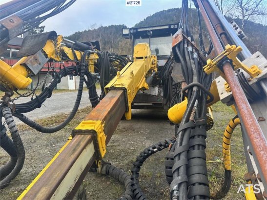 Atlas Copco Boomer MC2 tunnel drilling rig. Boomer MC2 tunnel drilling rig. 2015 2 image 27