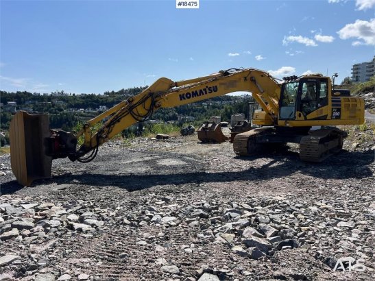 Komatsu PC290LC-11 excavator w/ rotortilt-sanding bucket-D PC290LC-11 excavator w/ rotortilt-sanding bucket-D 2018 2 Crawl...