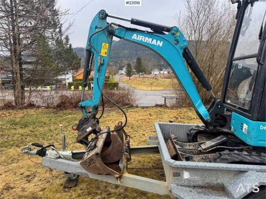 Airman AX19-6A mini excavator with 2 buckets and 2014 mac AX19-6A mini excavator with 2 buckets and 2014 mac 2018 2 image 42