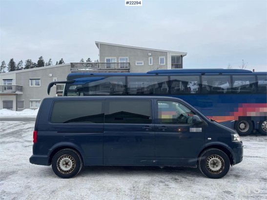 Volkswagen Caravelle – 7 seats with wheelchair lift Volkswagen Caravelle – 7 seats with wheelchair lift 2013 2 image 117