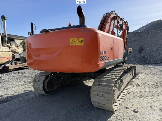 Hitachi ZX290LC-5B excavator with a digging bucket ZX290LC-5B excavator with a digging bucket 2013 2 Crawler Excavators im...