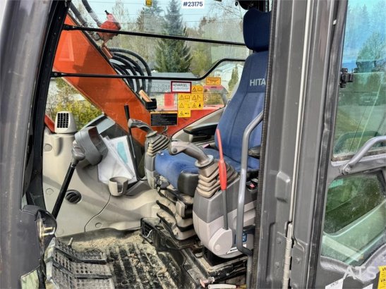 Hitachi ZX85US-3 Crawler Excavator with 3 buckets and grap ZX85US-3 Crawler Excavator with 3 buckets and grap 2012 2 Crawl...