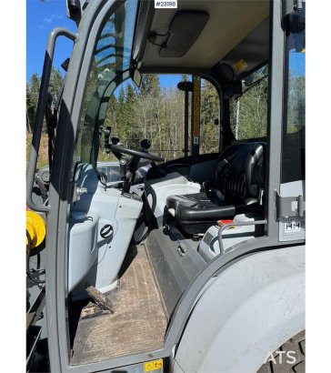 Kramer 5055E Wheel Loader with plow, pallet forks and 2 b Kramer 5055E Wheel Loader with plow, pallet forks and 2 b 2022 2...