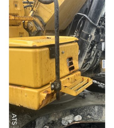 CAT 323FL with tilt and digging bucket 36 2018 2 image 12
