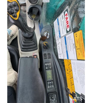Kobelco SK300LC Excavator with Tiltrotator and 2 Buckets – SK300LC Excavator with Tiltrotator and 2 Buckets – 2018 2 Crawl...