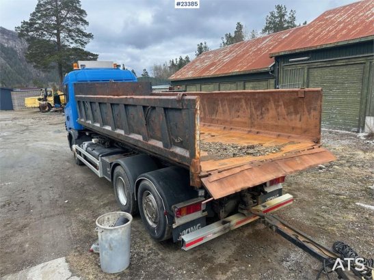 Scania R124/400 hook truck w/ 26T hook and box. WATCH VID R124/400 hook truck w/ 26T hook and box. WATCH VID 1998 2 Tipper...