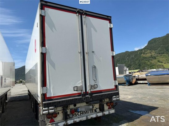 Schmitz Cargobull with refrigeration/freezing unit Schmitz Cargobull with refrigeration/freezing unit 2015 2 image 27