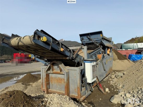 Maskin Mekano LV302 T3 Screening plant with grid, remote control Maskin Mekano LV302 T3 Screening plant with grid, remote ...