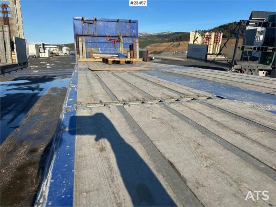 Faymonville telemax flatbed semi trailer w/ 14 meter extension Faymonville telemax flatbed semi trailer w/ 14 meter extens...