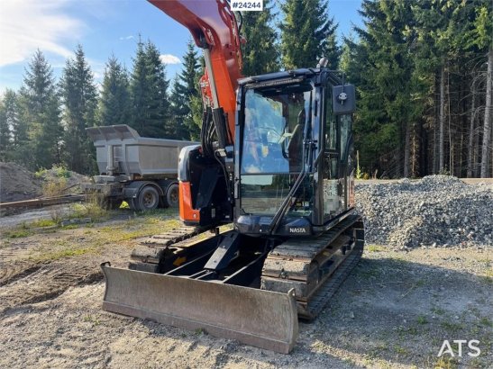Hitachi ZX95US-7 Excavator w/ Rototilt w/ grab – 2 buckets ZX95US-7 Excavator w/ Rototilt w/ grab – 2 buckets 2024 2 Crawl...