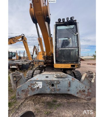 Liebherr A904C Wheeled Excavator w/ Hydraulically Elevating A904C Wheeled Excavator w/ Hydraulically Elevating 2008 2 Whee...