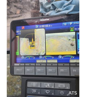 Komatsu PC210LC-11 Excavator with OilQuick quick coupler a PC210LC-11 Excavator with OilQuick quick coupler a 2022 2 Crawl...