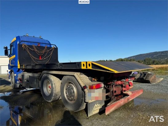 Scania R560 6x2 Hooklift Truck – Crane Hydraulics R560 6x2 Hooklift Truck – Crane Hydraulics 2008 2 image 12