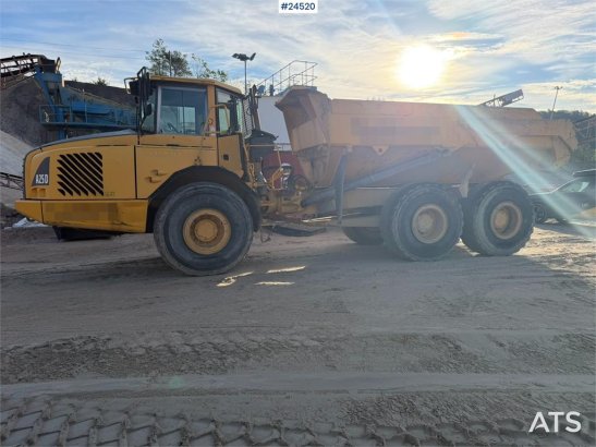 Volvo A25D 6x6 articulated hauler with white registratio A25D 6x6 articulated hauler with white registratio 2002 2 Dump Tr...