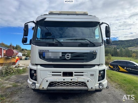 Volvo FMX500 Tridem Hooklift Truck – Without Container – FMX500 Tridem Hooklift Truck – Without Container – 2012 2 image 12